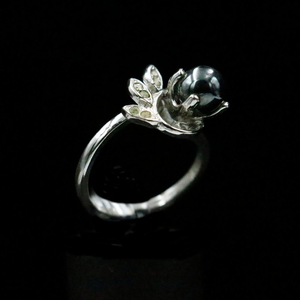 DARK GREY FAUX PEARL & CRYSTAL RING - JRTGCB1